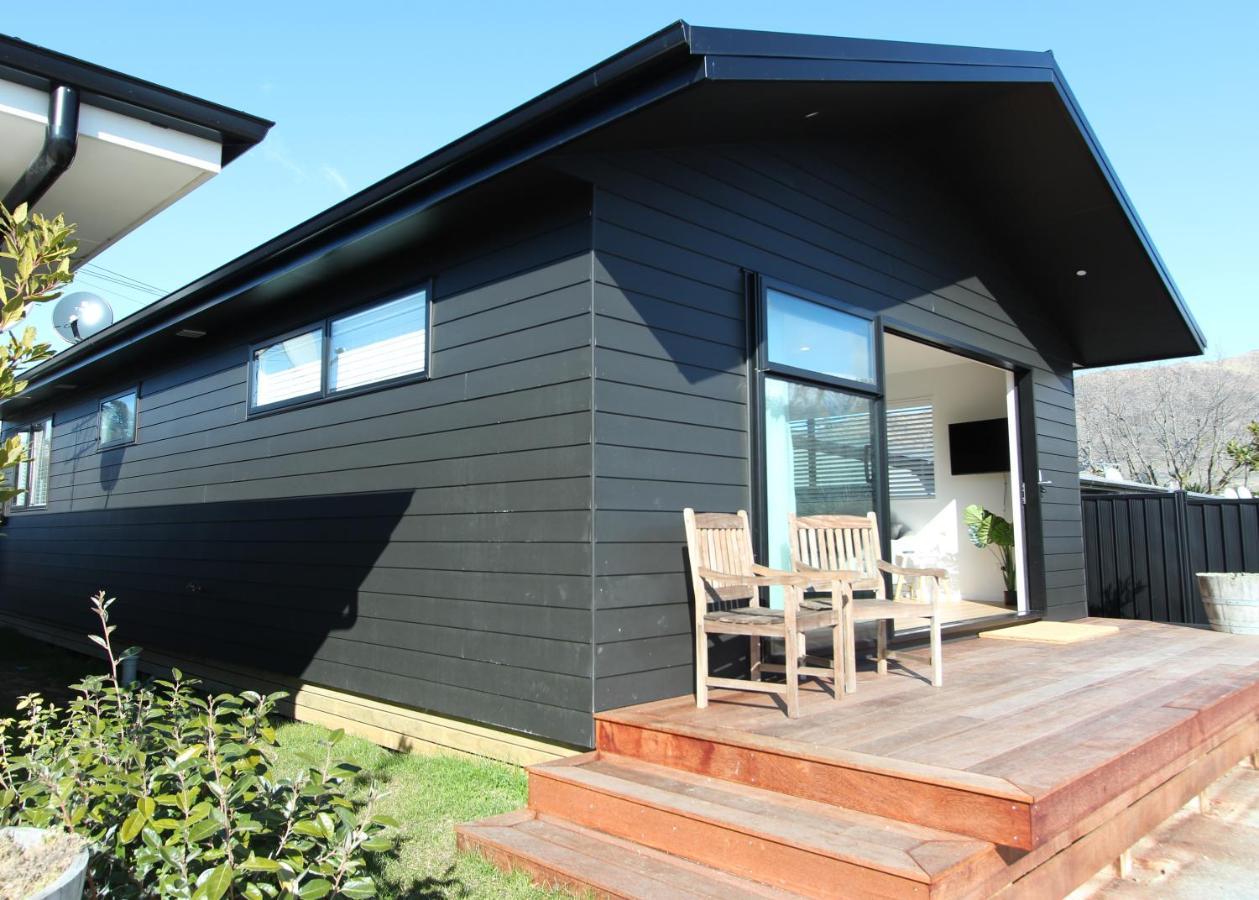 3 - Sunny Brand New House Villa Wanaka Exterior foto
